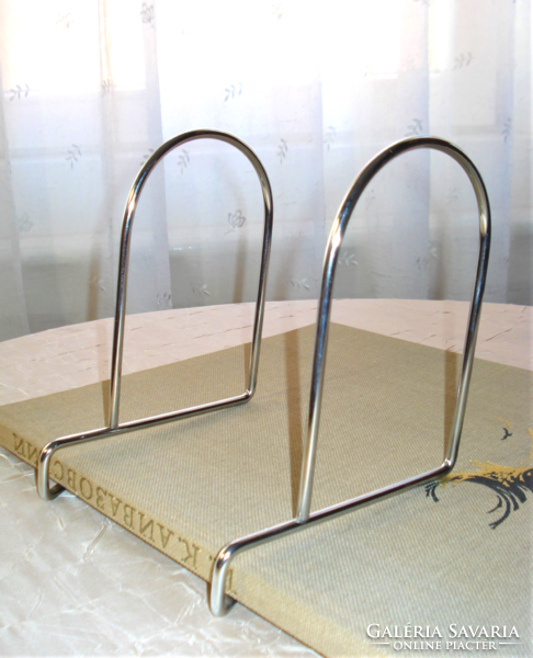 2 chromed metal bookends