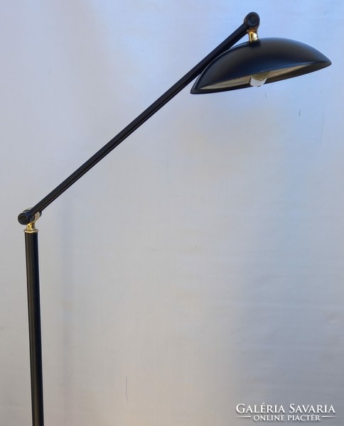 High-performance floor lamp adjustable height