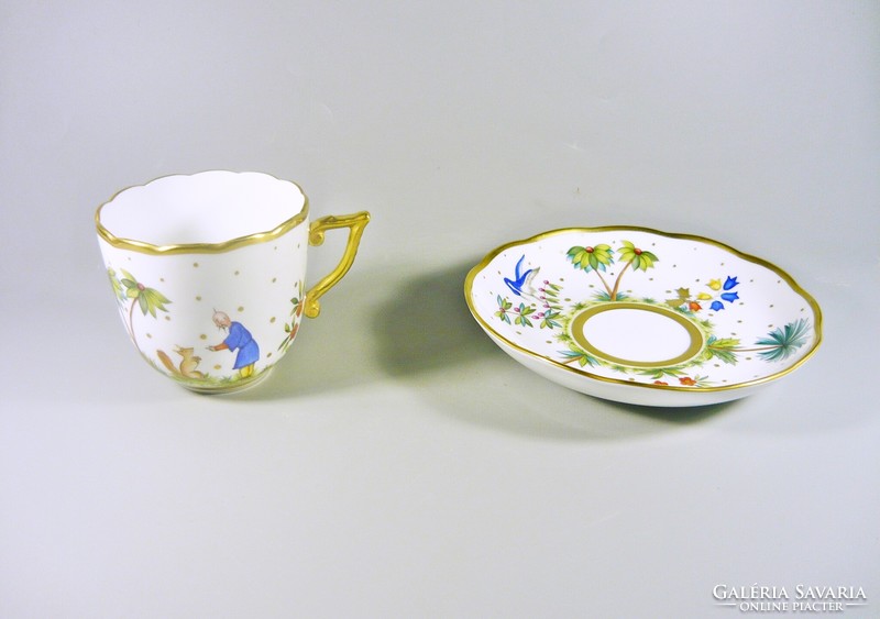 Herend, hand-painted porcelain coffee cup and saucer with Chinese Fodo pattern (b103)