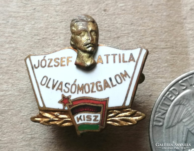 Attila Kisz - józsef reading movement_5 badge