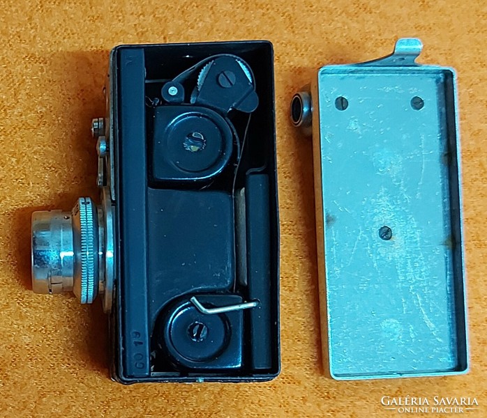 Sticky mode iii. Japanese spy camera from the 1950s. Make an offer!