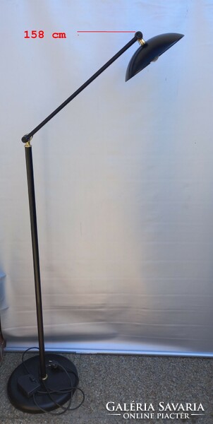 High-performance floor lamp adjustable height