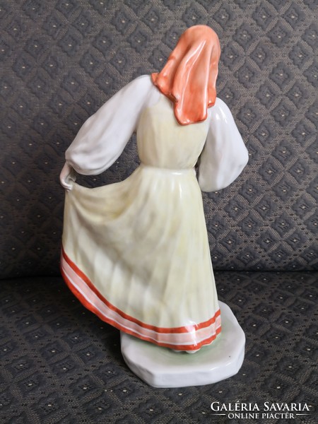 Wonderful Herend porcelain - 'knocking' dancing female figure, Maria Donner Gertrude