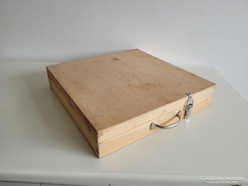 Retro old wooden bag suitcase storage box tool bag