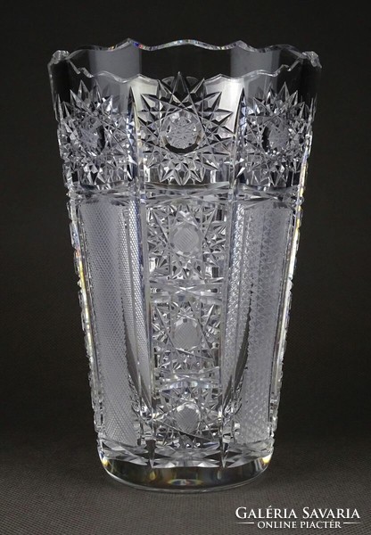 1K238 Hibátlan csiszolt üveg kristály váza virágváza 16 cm