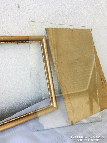 Gyönyörű arany keret+üveglap 18x25 cm!