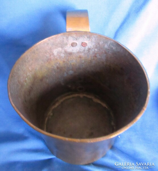 Old handmade copper pot, 12.5 cm high, diameter 13 cm.