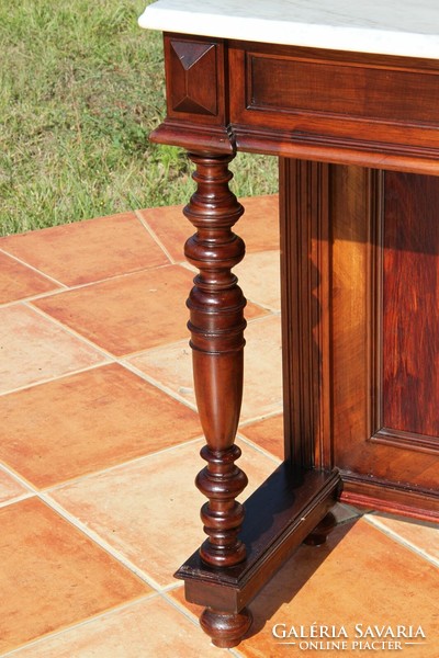 Console table with tin German marble top 8.