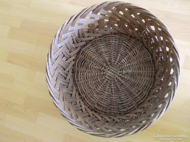Antique unique 55 cm rare basket made of large cane with örie