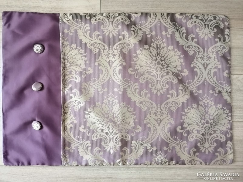 Baroque half cushion cover with decorative buttons