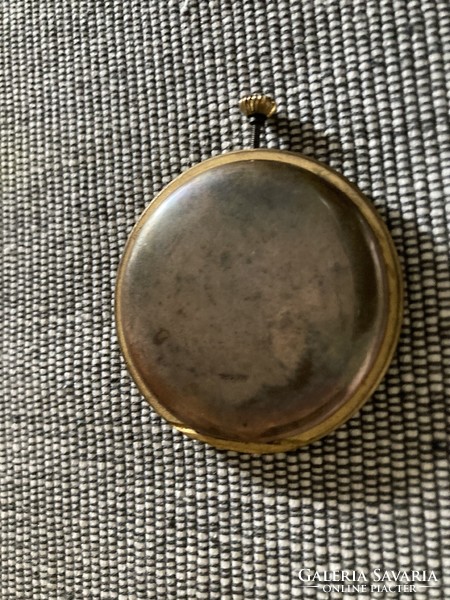 Antique pocket watch structure