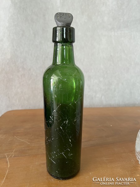 Very old soda bottle, half liter, excellent for collectors.