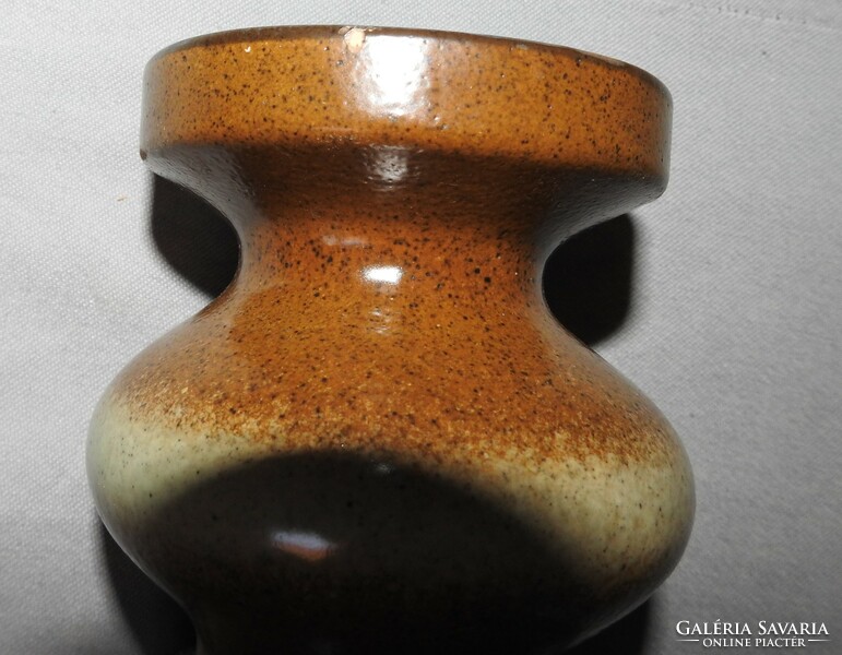 A very retro ceramic vase