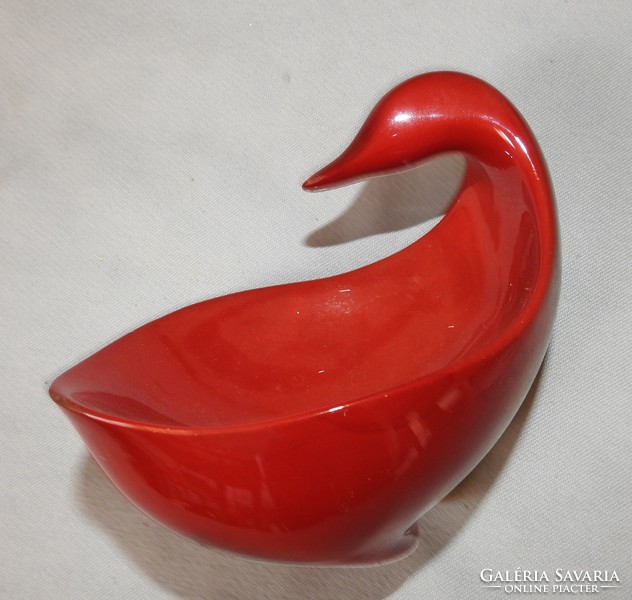 Zsolnay's oxblood glazed duck - Palatine Judit's design
