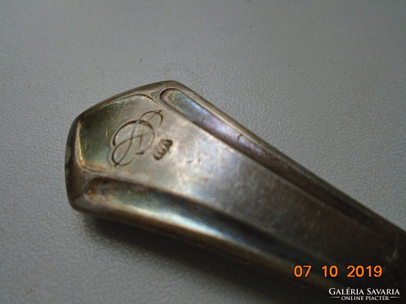 30 g ezüsttel Wellner 90 nemesi koronás monogrammal ezüstözött patinás kanál