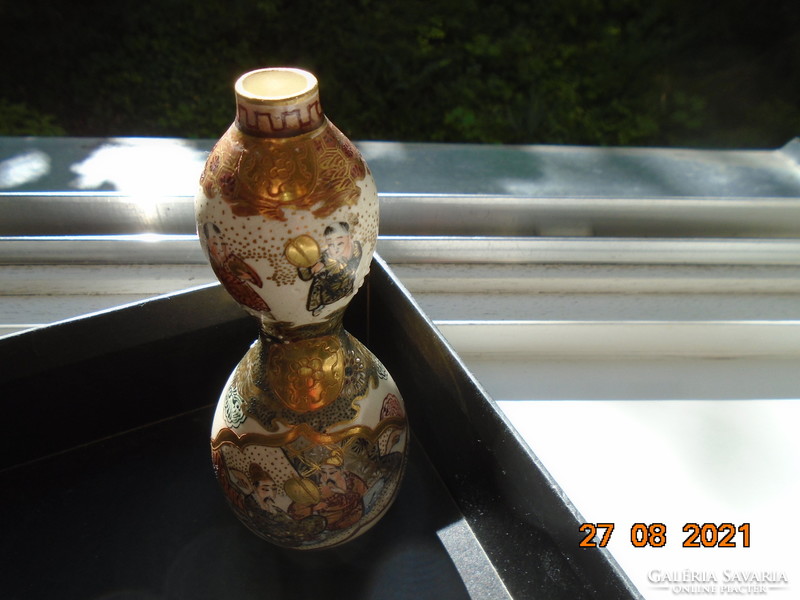 Edo Satsuma sokalakos váza ősi dupla tök formával kidomborodó kézi festéssel, arany brokát mintákkal