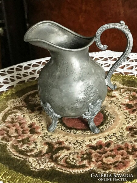 Rare, silver-plated pewter, antique, small-shaped spout, on pretty feet, with a chiseled pattern