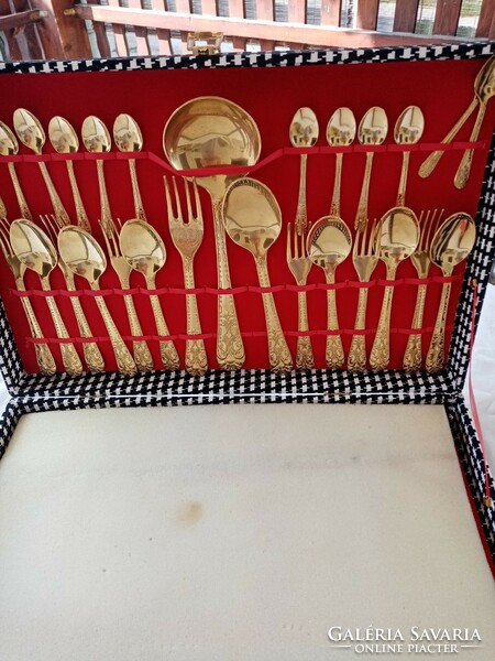 Old cutlery set