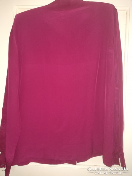 Size 38 women's silk blouse