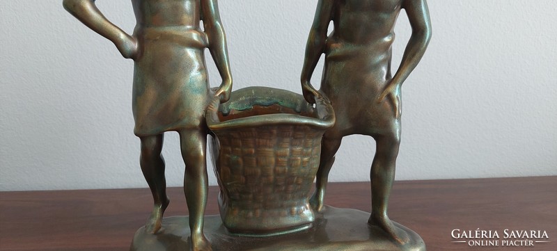 Zsolnay antik eozin kosarat hordó férfiak,,öttornyos pecsét