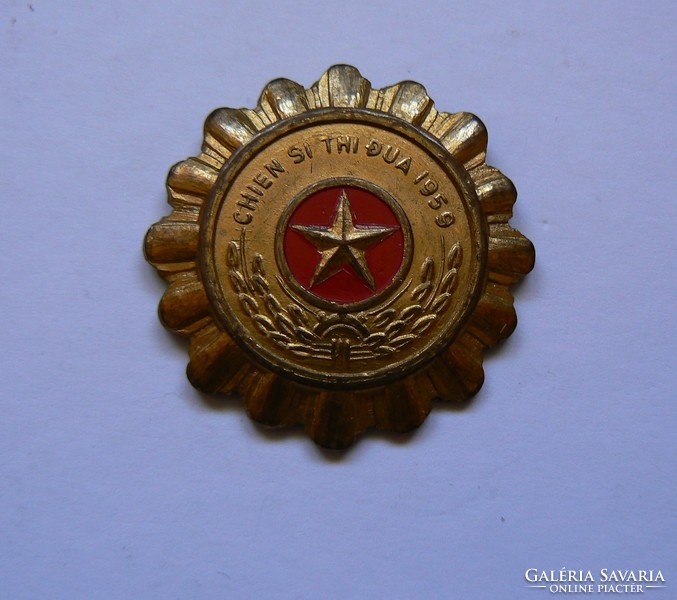 Chien si thi dua 1959, gilded star, numbered: 6954! (North Vietnam Medal)