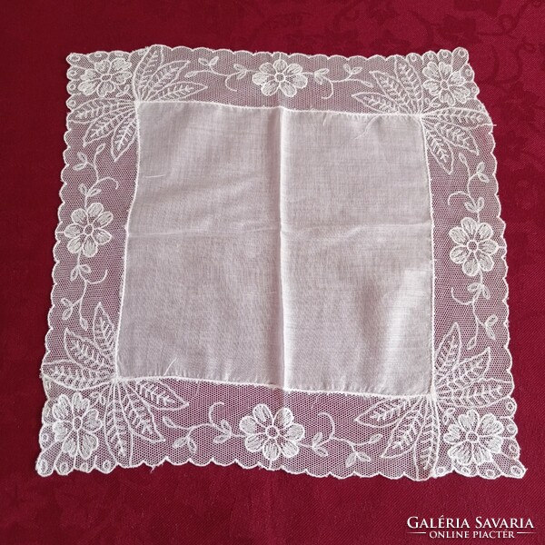 Antik, fehér díszzsebkendő, jegykendő, 25,5 x 25,5 cm