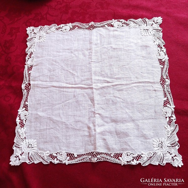 Antik, fehér díszzsebkendő, jegykendő, 29 x 29 cm