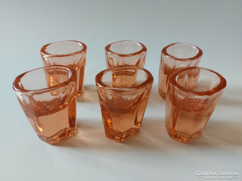 Régi üveg likőrös pohár rózsaszín art deco röviditalos 6 db