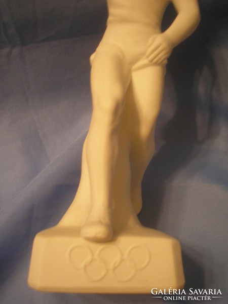 U12 Berlin Olympia 1936 torch bearer statue alabaster limited edition rarity
