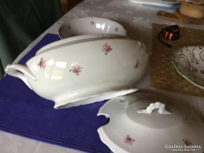 Zsolnay  porcelán leveses tál a köretes ajándék