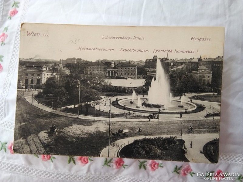 Antik osztrák képeslap/fotólap, Bécs Schwarzenberg palota, szökőkút, városkép 1911