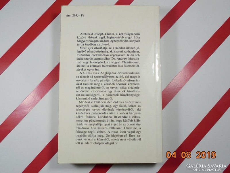 A. J. Cronin : Réztábla a kapu alatt