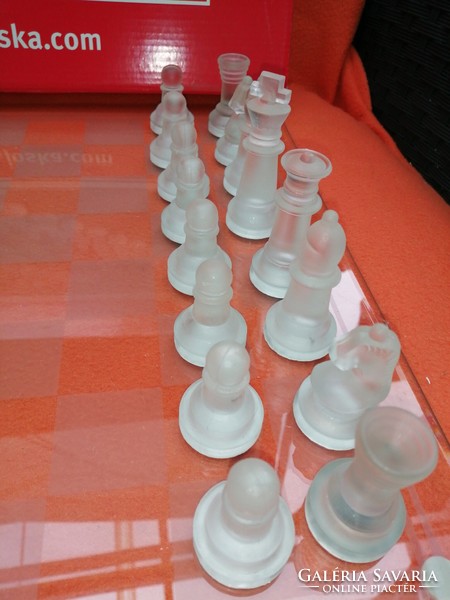 "JOSKA" asztali sakk készlet. Eredeti kartonjával.