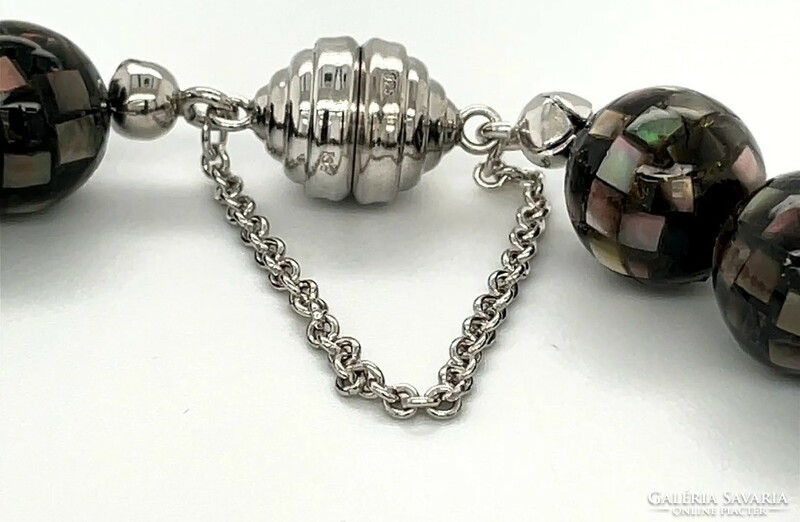 Special shell bead bracelet with 925 sterling silver clasp - new 20cm
