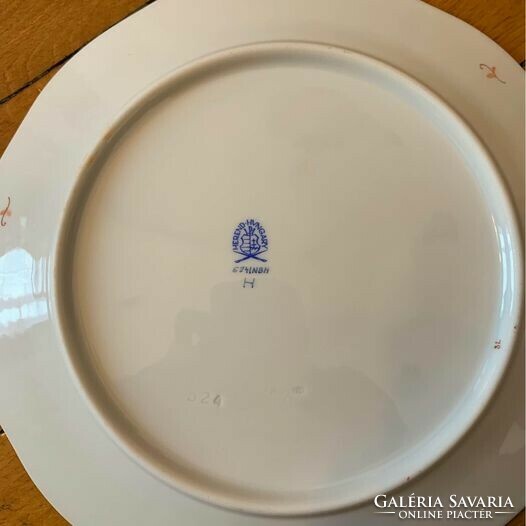 Nanking bouquet flat plate from Herend