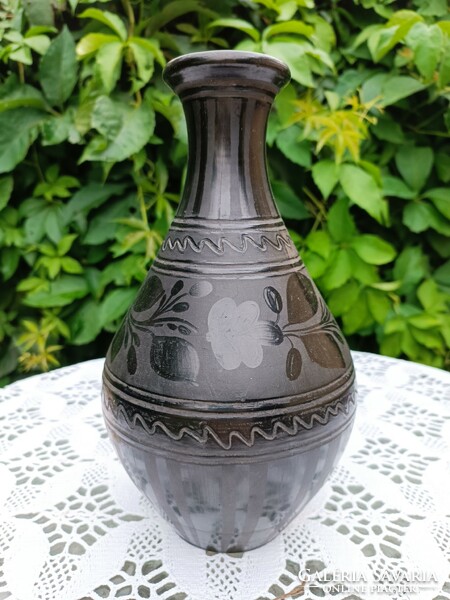 Nádudvari ceramic vase