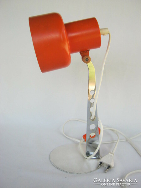 Szarvas iron-metal industry cooperative retro metal table lamp