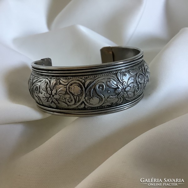 Tibetan bracelet jewelry bracelet flower