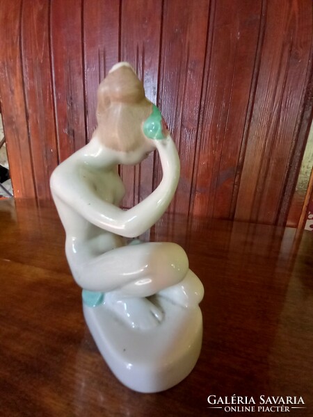 Aquincum woman nude statue negotiable art deco design