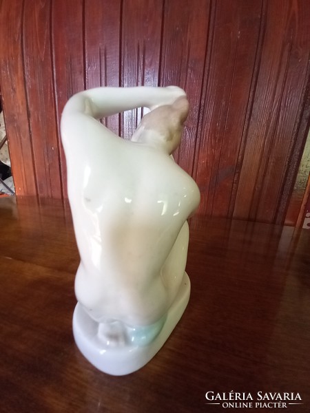 Aquincum woman nude statue negotiable art deco design