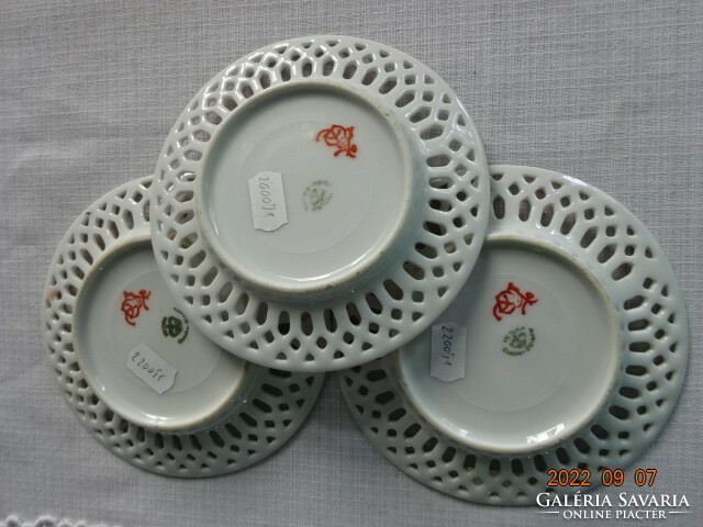 Victoria antique Czechoslovak porcelain, plate with openwork edge, Japanese pattern, six pieces in one. He has!