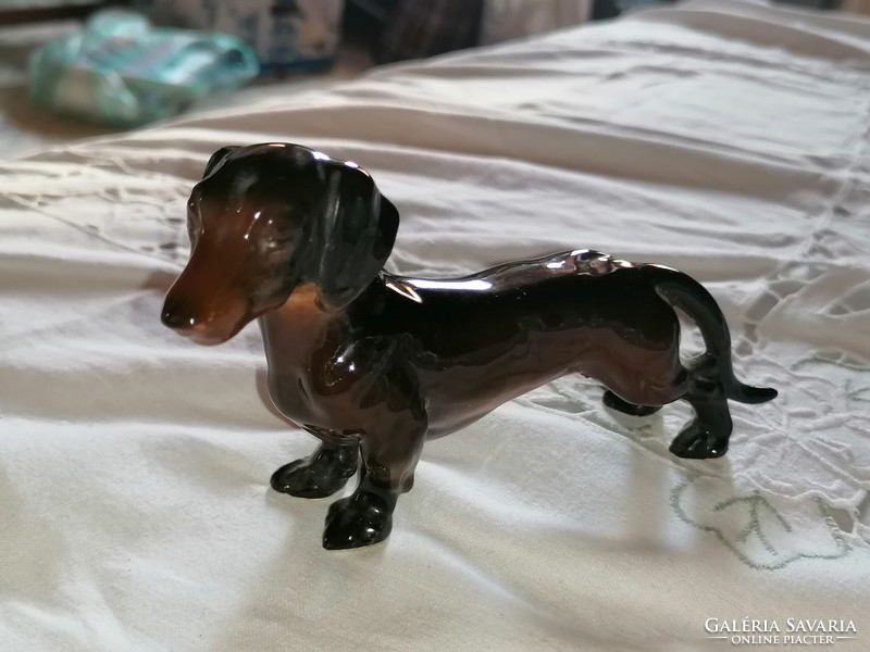 A rare dachshund figurine, presumably a royal dux