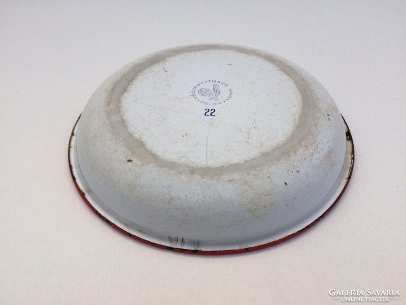 Ears of enamel factory on old enameled enamel vintage metal plate