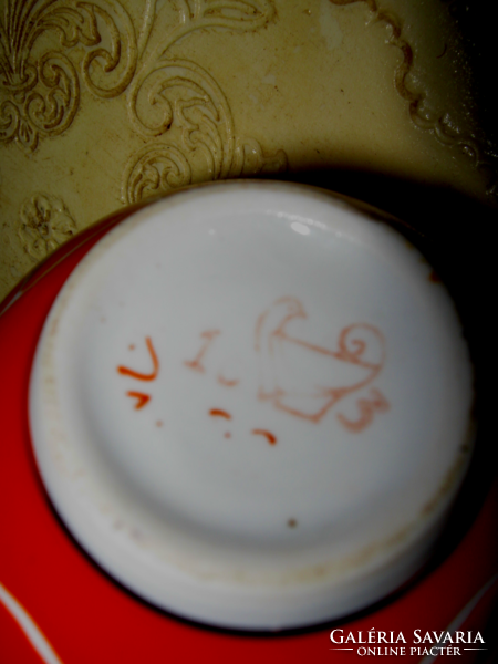 Taskenti  aranyszarvas motivum  porcelán porcelán tál