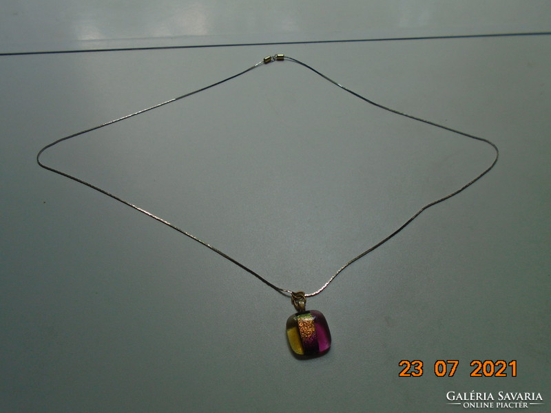 Murano two-color pendant with a gold plate lock on a silver-plated chain, with a gold-colored clasp