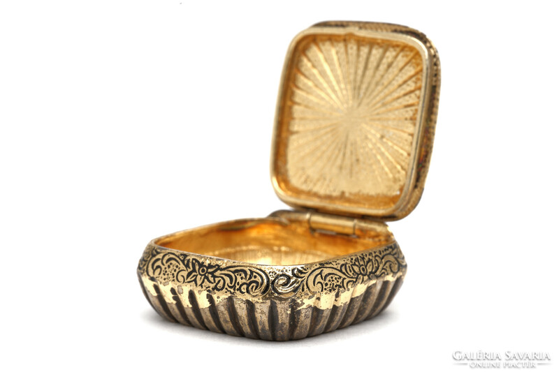 Silver-gilt pill box pill box with pearl and coral gemstone