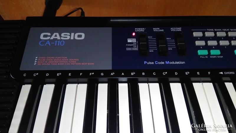 Casio ca-110 synthesizer, + stand + instructional material, with original description, hardly used, 90s