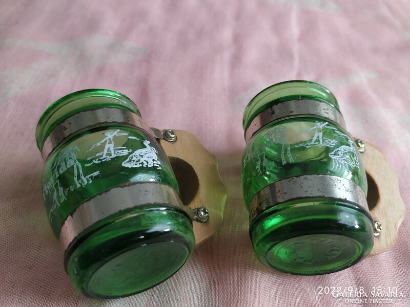 2 glass drinking glasses for sale! Green glass cognac glass with wooden handle for sale!