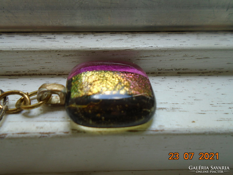 Muránói kétszínű medál arany lemez zárvánnyal  ezüstözött láncon ,arany színű kapoccsal