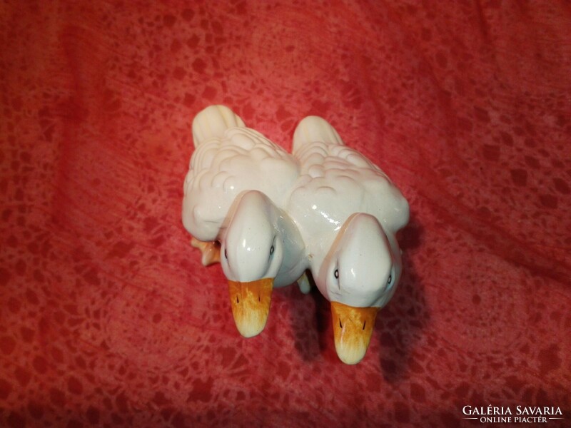 Pair of porcelain geese.